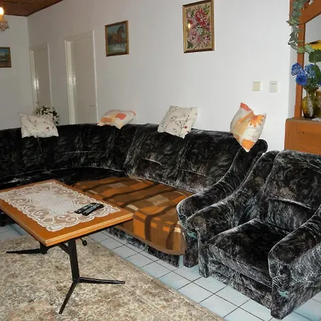 In - Balaton 33083 * Фоньод